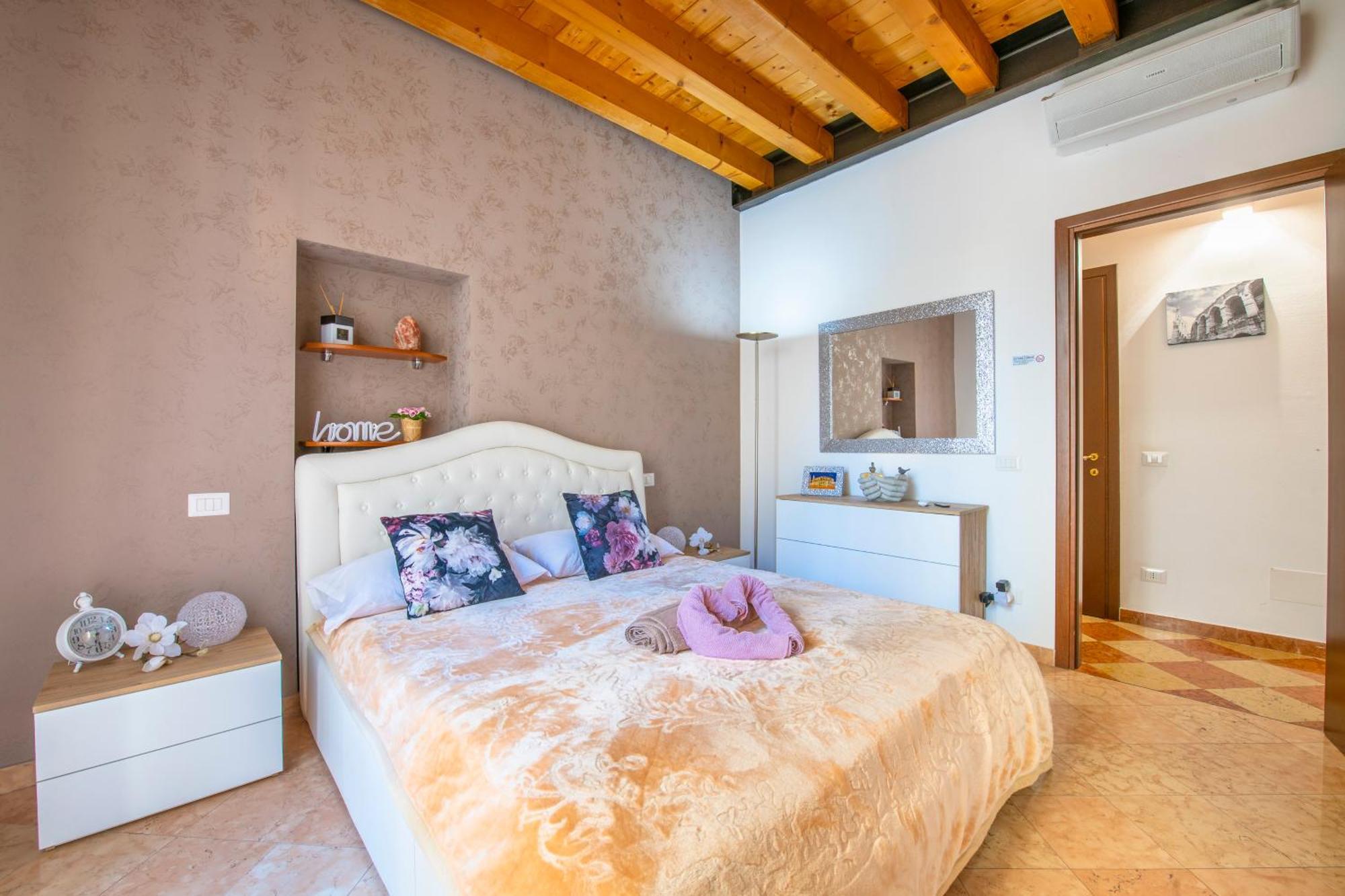 Arena Suite Mazzini Verona Centro Εξωτερικό φωτογραφία