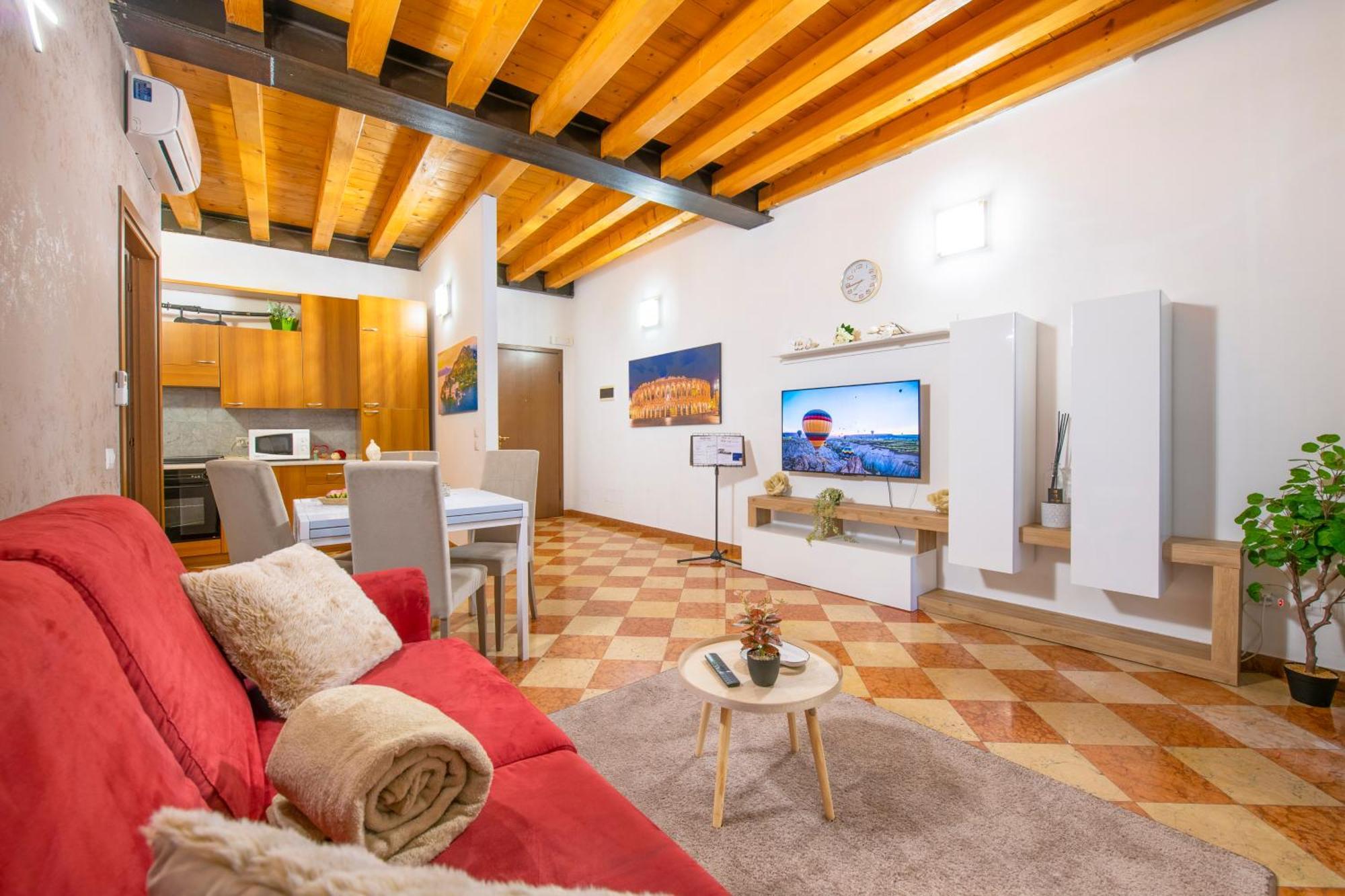 Arena Suite Mazzini Verona Centro Εξωτερικό φωτογραφία