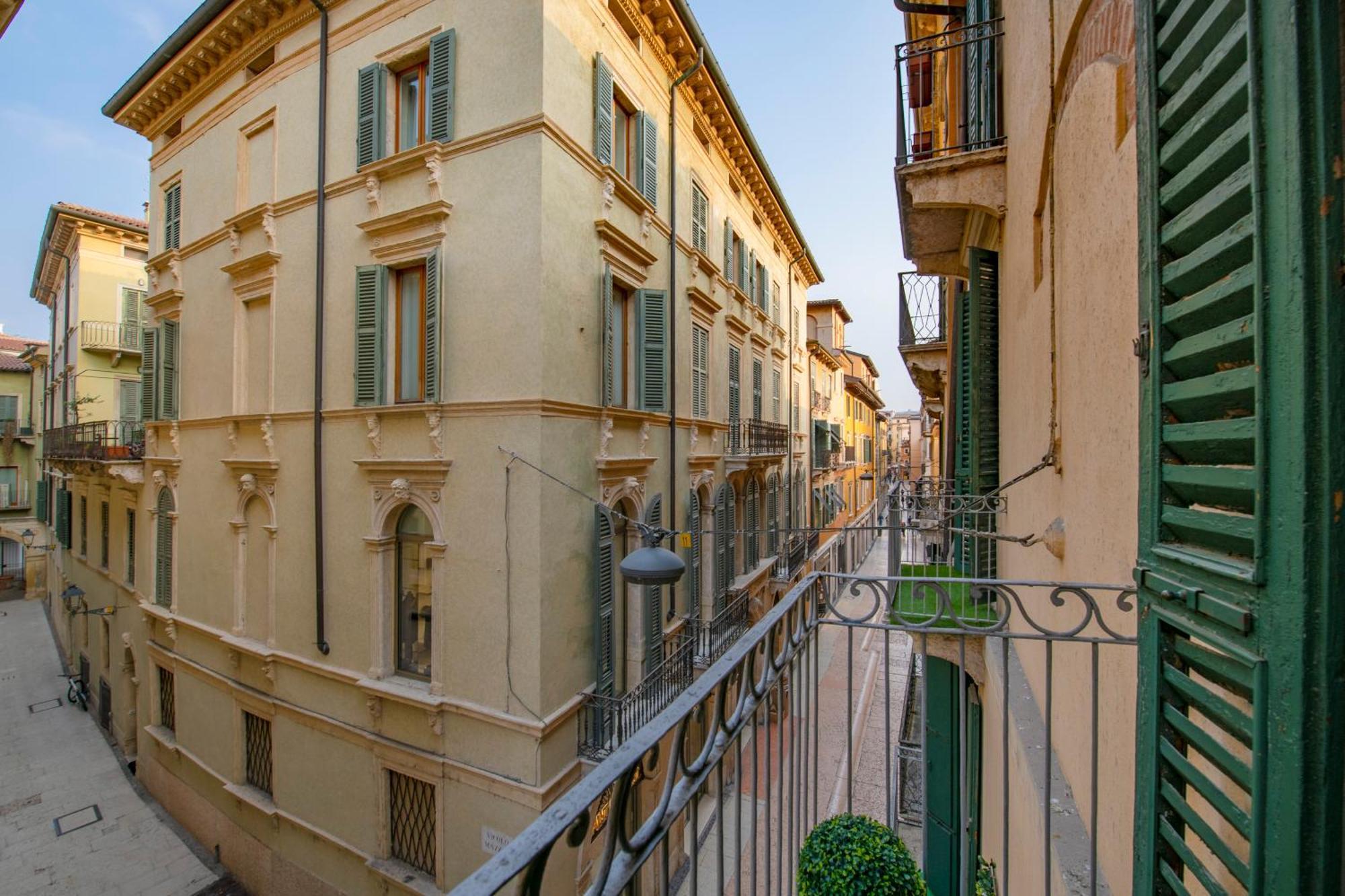 Arena Suite Mazzini Verona Centro Εξωτερικό φωτογραφία
