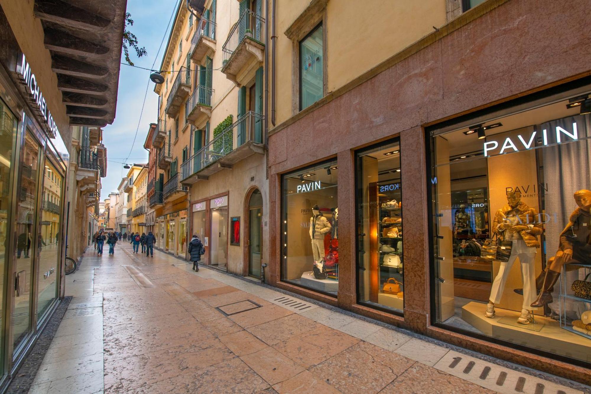 Arena Suite Mazzini Verona Centro Εξωτερικό φωτογραφία